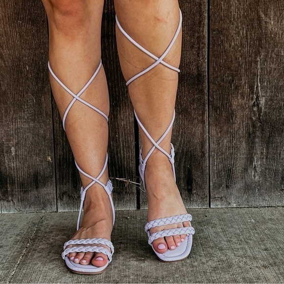 Faux Leather Lace-Up Flat Sandal - New in Box - Picture 4 of 5